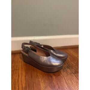 Gentle Souls Nyomi Metallic Comfort Wedge Pumps Size 7